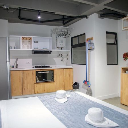 Edificio Helena Apartment เมเดยิน ภายนอก รูปภาพ