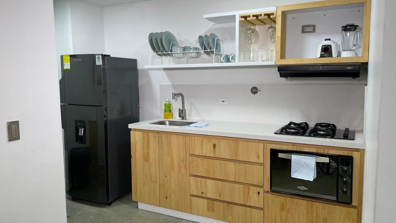 Edificio Helena Apartment เมเดยิน ภายนอก รูปภาพ