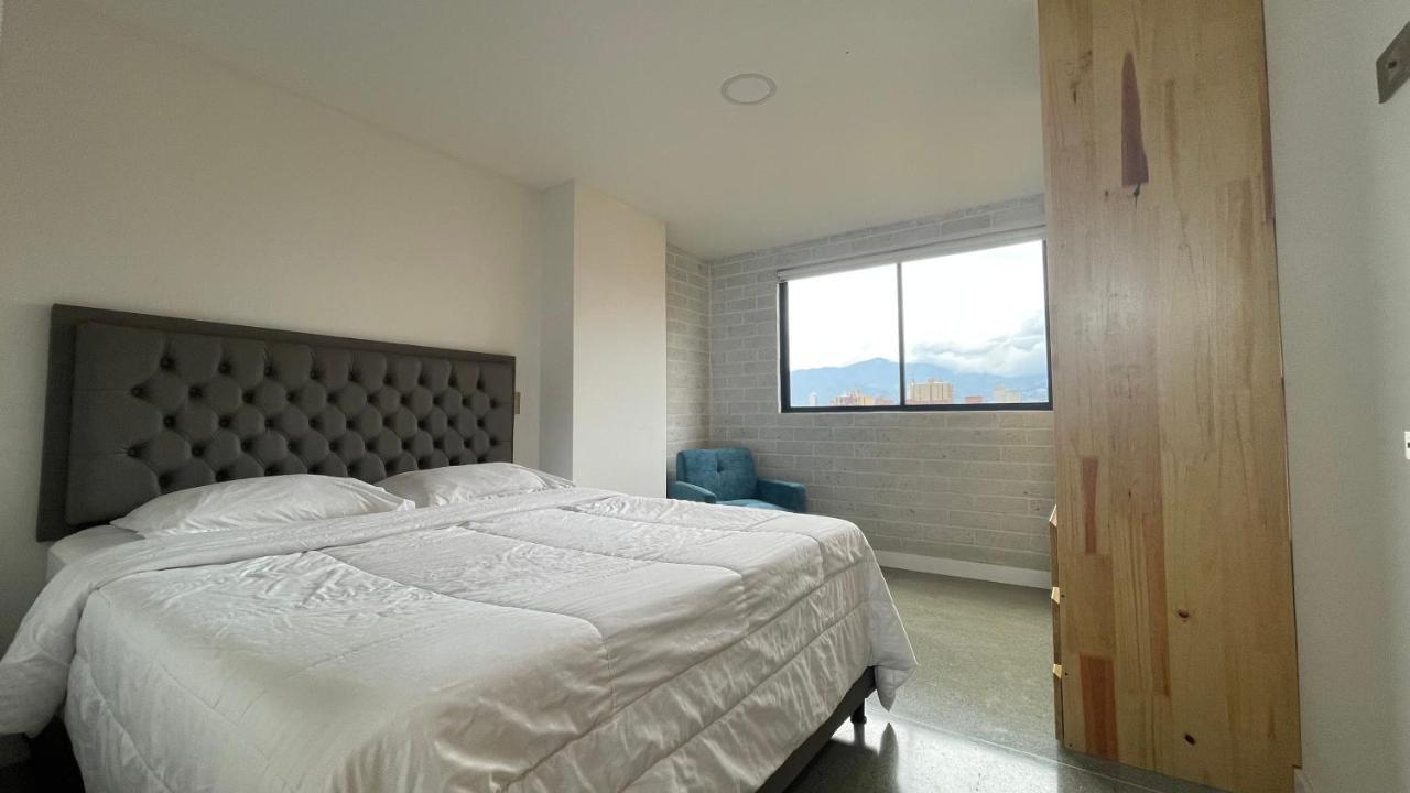 Edificio Helena Apartment เมเดยิน ภายนอก รูปภาพ