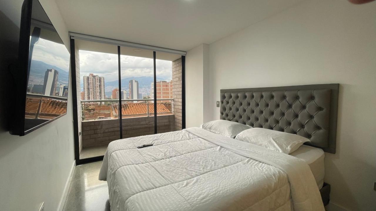 Edificio Helena Apartment เมเดยิน ภายนอก รูปภาพ