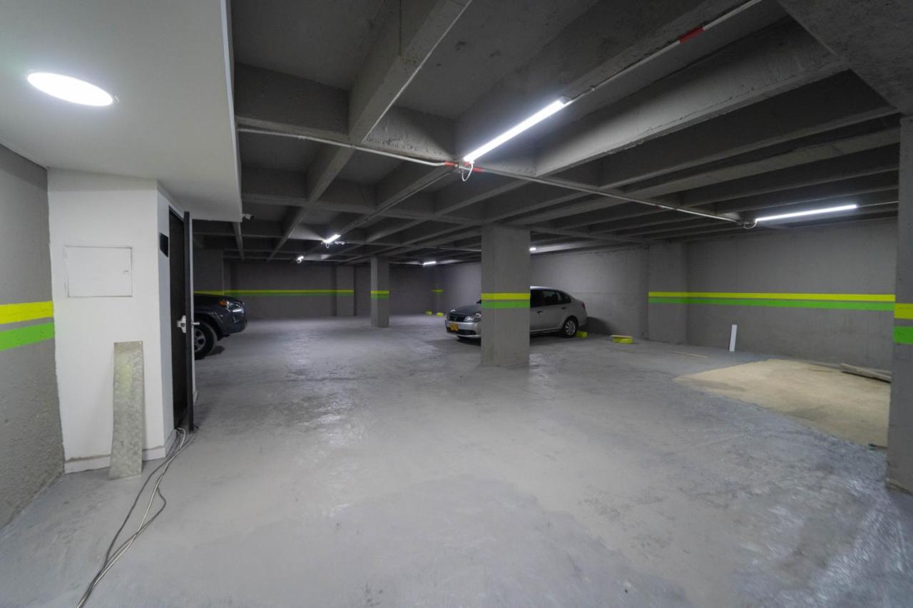 Edificio Helena Apartment เมเดยิน ภายนอก รูปภาพ